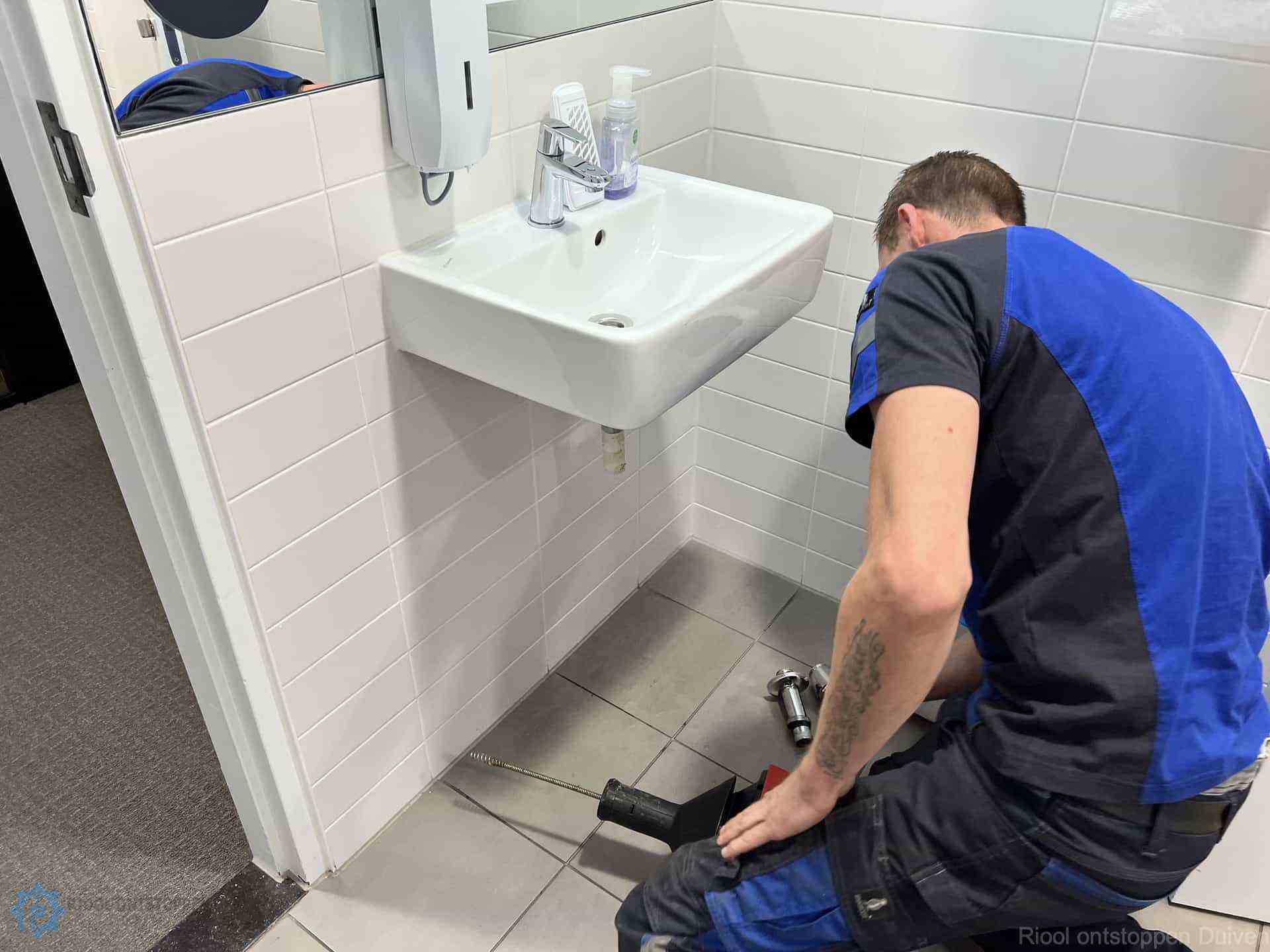 Gootsteen Ontstoppen Duiven Gootsteen Ontstoppen Duiven