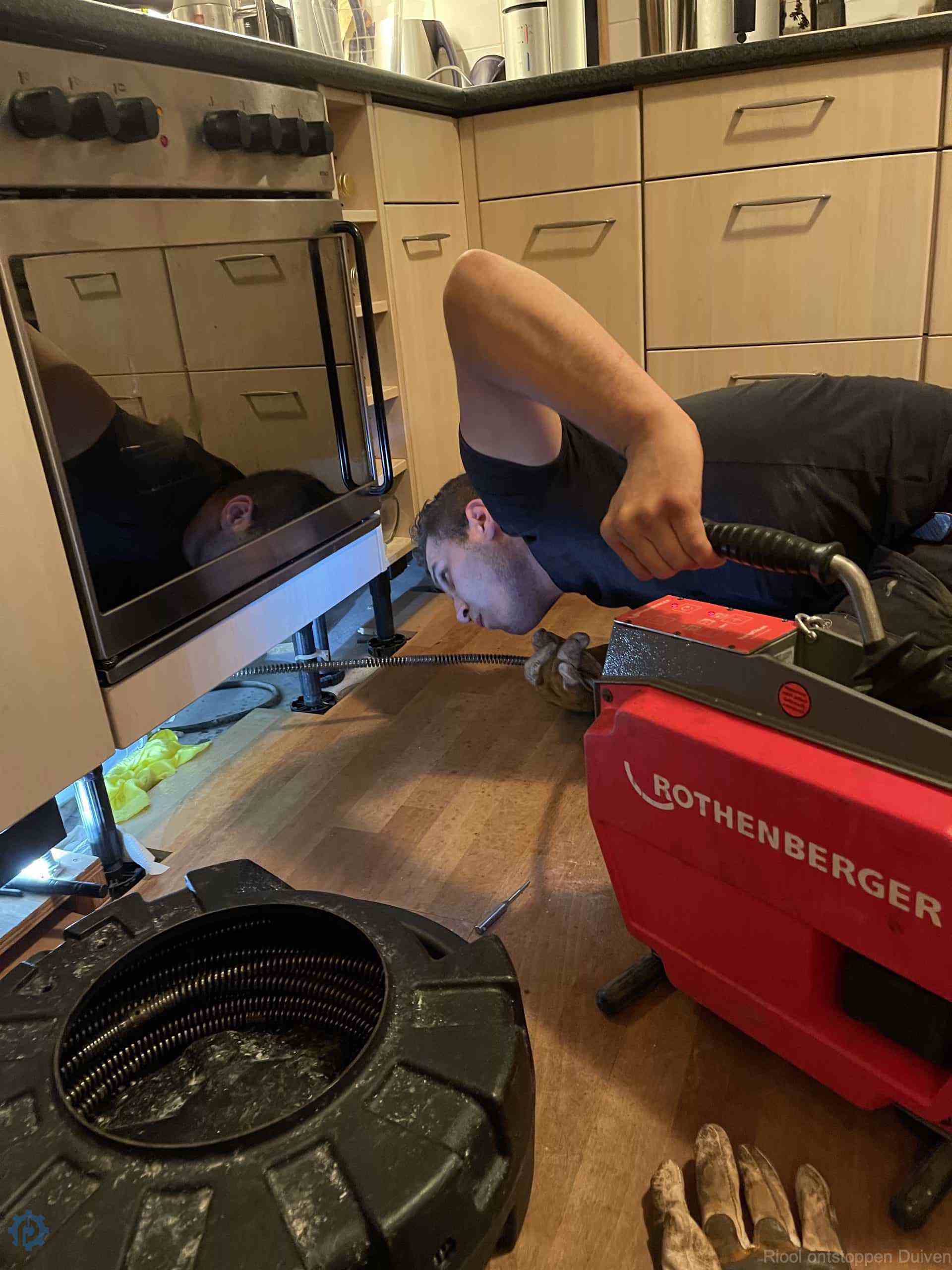 Ontstoppen Gootsteen Duiven Ontstoppen Gootsteen Duiven